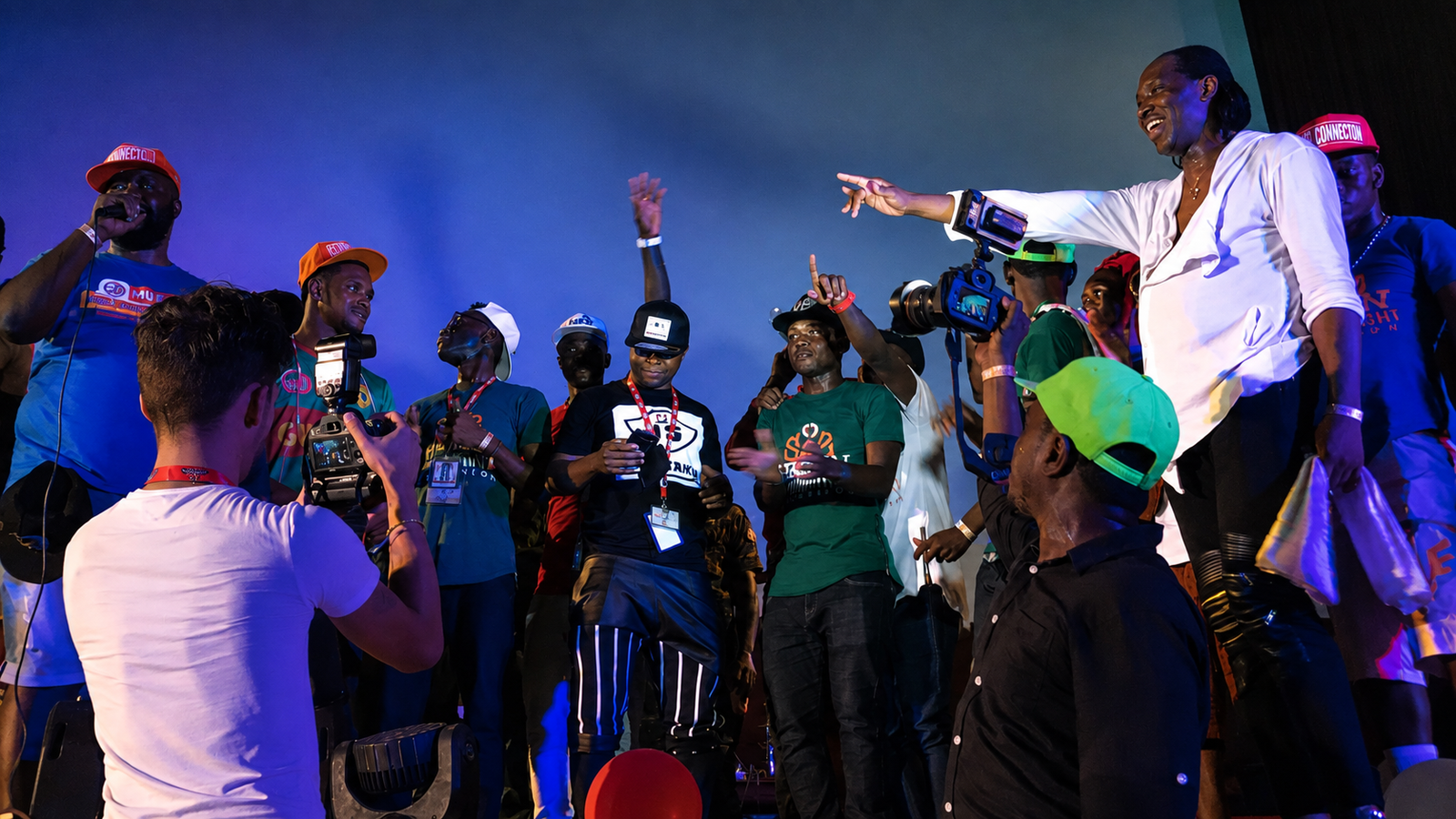 N’Faly Kouyaté avec l’équipe Music Factory